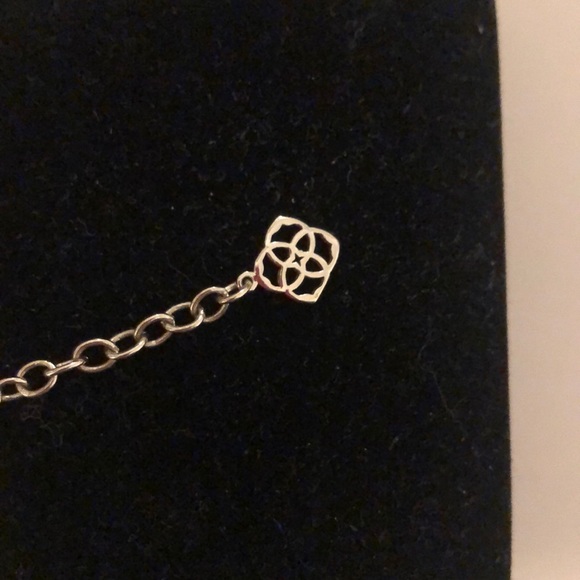 kendra scott elisa pendant necklace - Picture 2 of 4